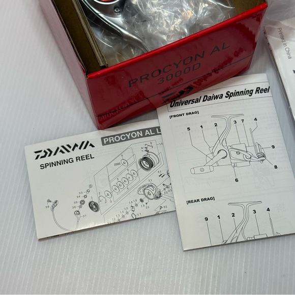 New Silver Daiwa Procyon AL 3000D Spinning Reel Walleye Smallmouth Bass Fishing - Picture 7 of 12